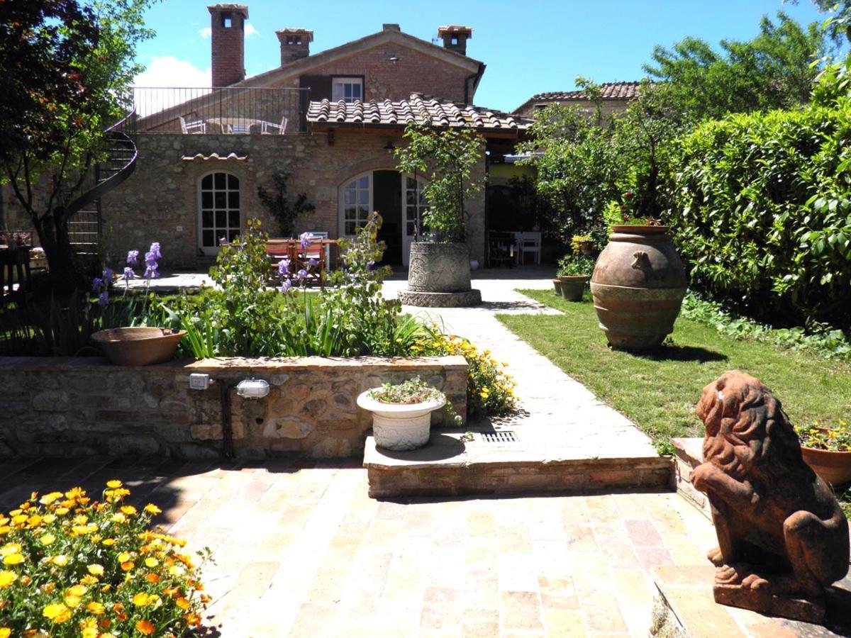 Vila Casa Di Leo With Pool Radicondoli Exteriér fotografie